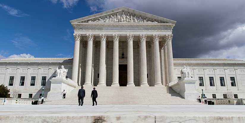 Trump administration asks Supreme Court to strip legal protections from Venezuelan migrants