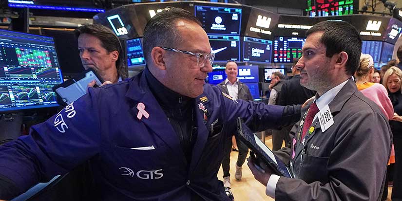 Stocks remain unsteady on Wall Street amid trade disputes, corporate profit reports