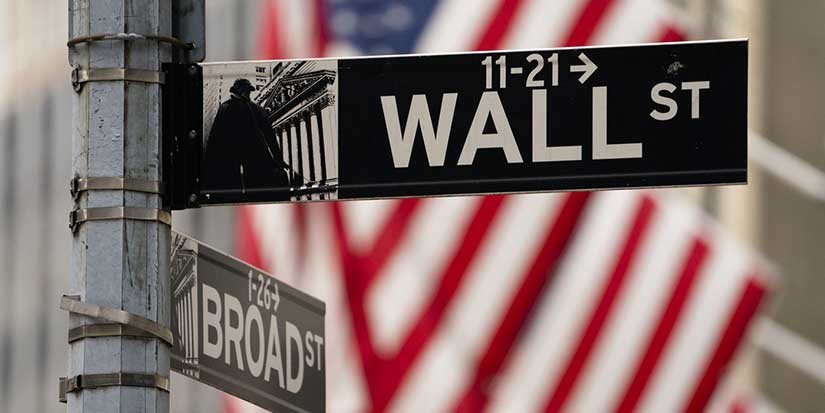 Stocks fall on recession fears; Dow slips into bear market