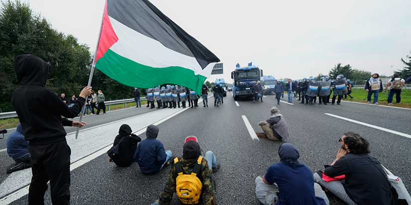 Pro-Palestinian protesters at Italy's soccer training center to oppose game vs. Israel