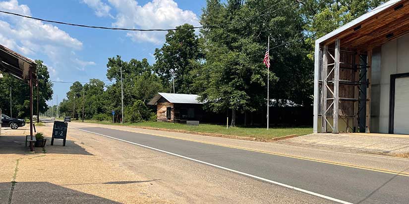 Alabama town's first Black mayor, who had been locked out of office, wins election