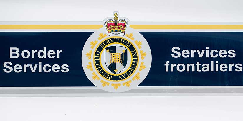 CBSA self-service kiosks outage resolved after causing delays at customs in airports
