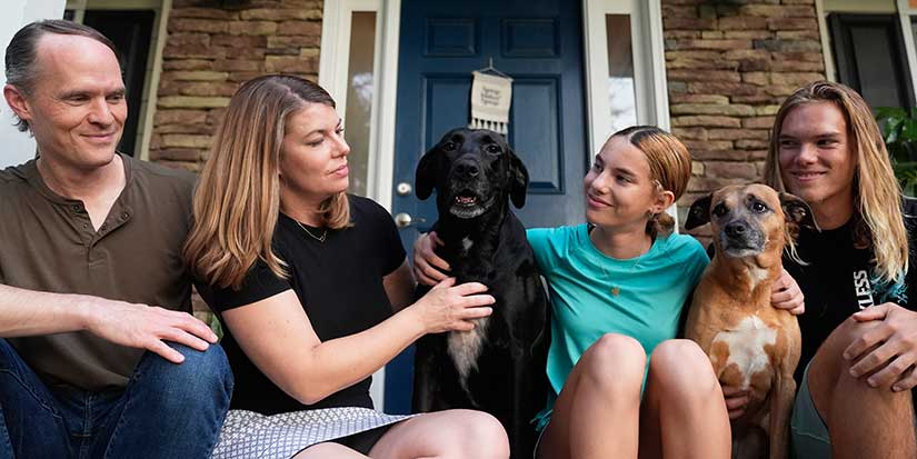 Losing a family pet gives parents a chance to teach children about death and grieving