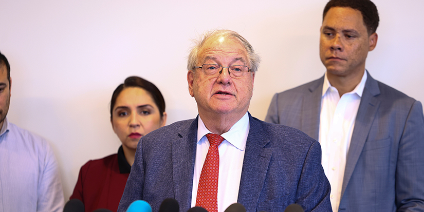 Chicago father of child fighting cancer released on bond by immigration judge