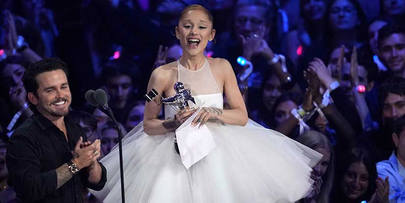 Ariana Grande and Lady Gaga shine at the MTV VMAs with wins and performances