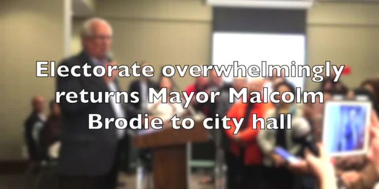 Mayor returns in a landslide. The electorate overwhelmingly voted in Saturday’s civic election to return Mayor Malcolm Brodie to lead city council.